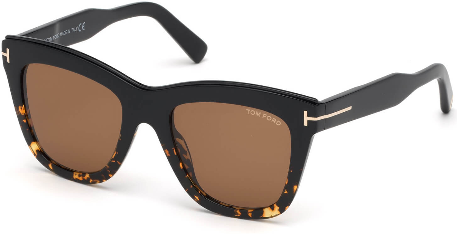 Buy Tom Ford - FT0685 Julie | Moon & Co Eyewear display picture 3